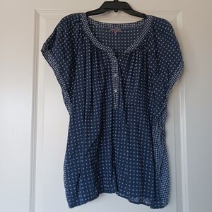Vince Camuto Navy and White Blouse